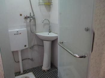 Wuhan Wansongyuan Guoshun Hostel Экстерьер фото
