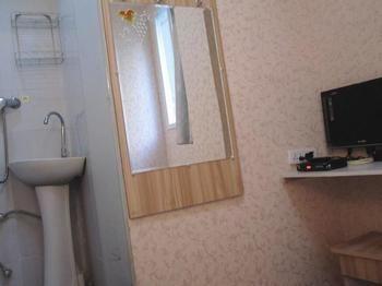 Wuhan Wansongyuan Guoshun Hostel Экстерьер фото